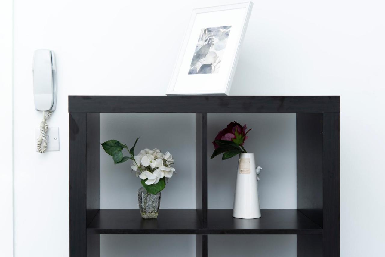 Soho Central Apartments London Bagian luar foto
